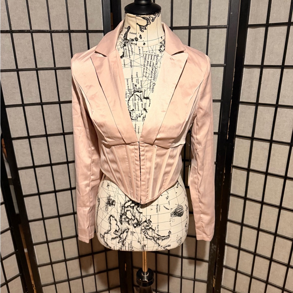 Milk & Honey pink corset satin-backed crepe Vneck long-sleeve blouse Crop Blazer